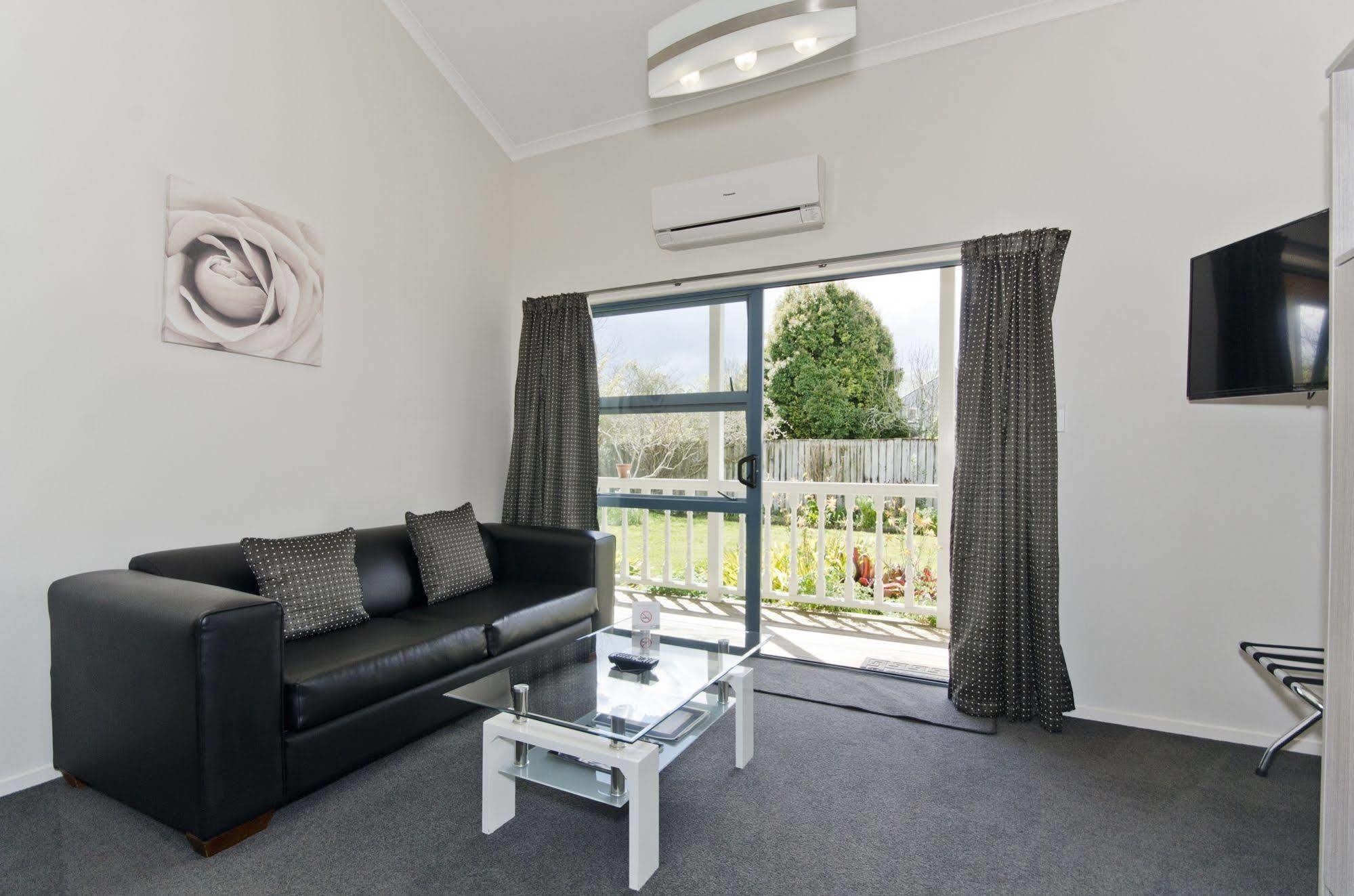 Matakana Motel 3*