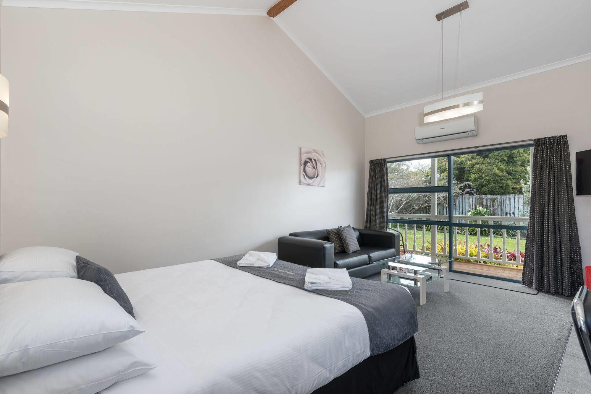 Matakana Motel